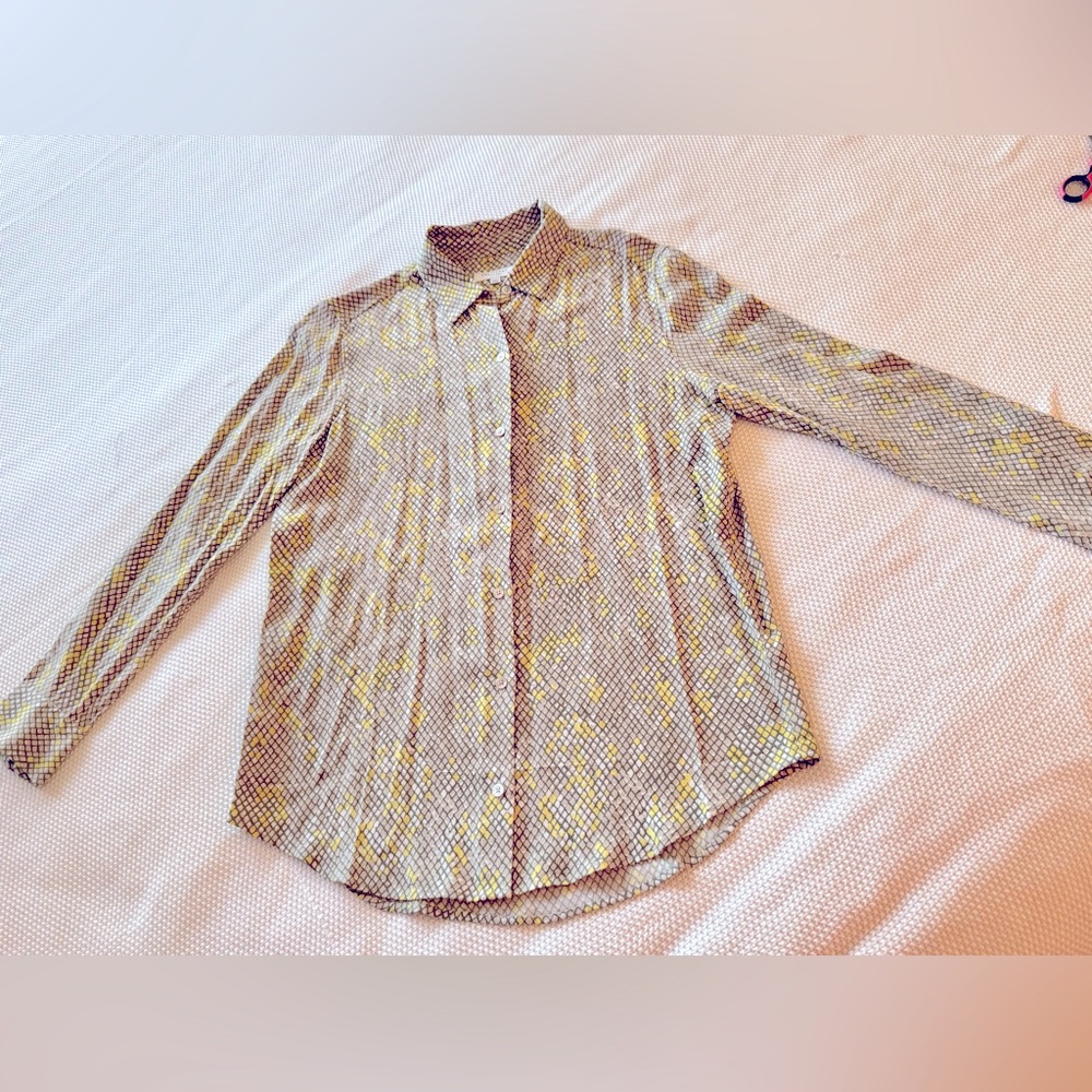 EQUIPMENT Grey & Yellow Button Up Shirt Geometric Snakeskin Blouse Silky Top - Picture 9 of 16